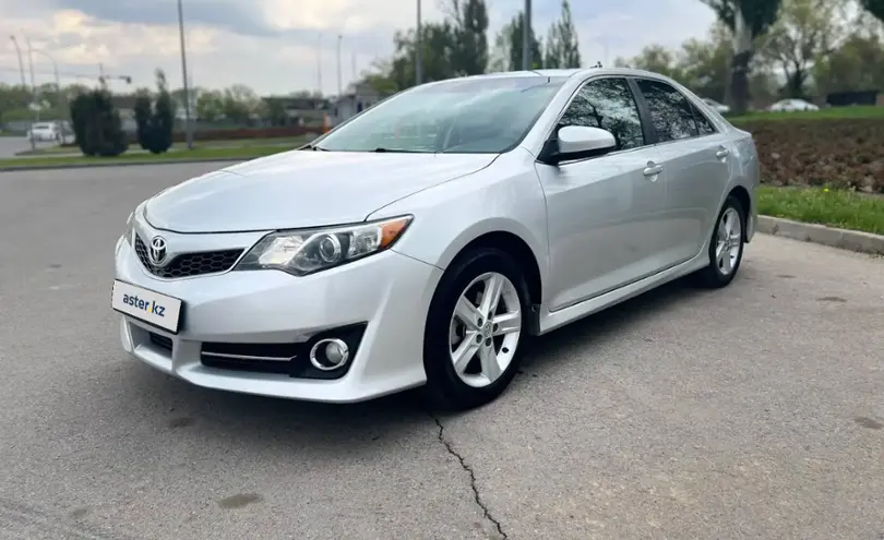 Toyota Camry 2013 года за 9 000 000 тг. в Алматы