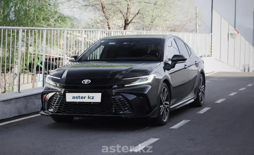 Toyota Camry 2024 года за 17 400 000 тг. в Алматы