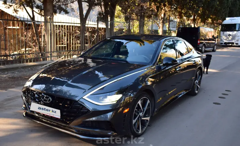 Hyundai Sonata 2020 года за 8 000 000 тг. в Алматы