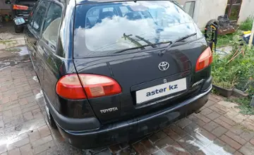 Toyota Avensis 2002