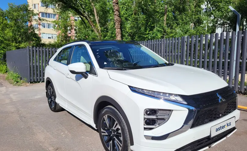 Mitsubishi Eclipse Cross 2022 года за 15 800 000 тг. в Алматы