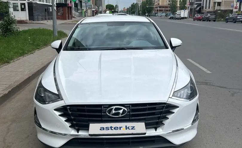Hyundai Sonata 2022 года за 10 900 000 тг. в Астана