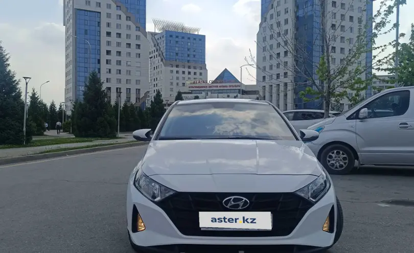 Hyundai i20 2023 года за 7 700 000 тг. в Алматы