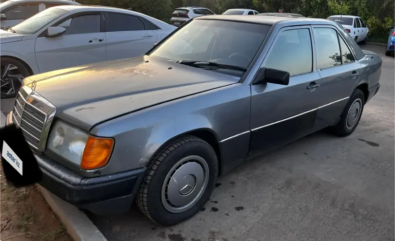 Mercedes-Benz W124 1987 года за 1 000 000 тг. в Астана