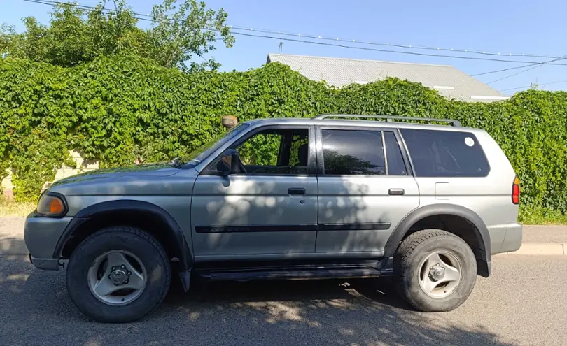 Mitsubishi Montero Sport 2000 года за 4 500 000 тг. в Шымкент