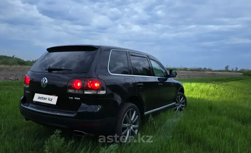 Volkswagen Touareg 2008 года за 7 000 000 тг. в Павлодарская область