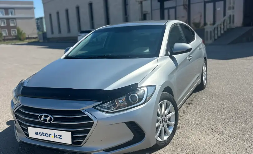 Hyundai Elantra 2017 года за 6 800 000 тг. в Караганда