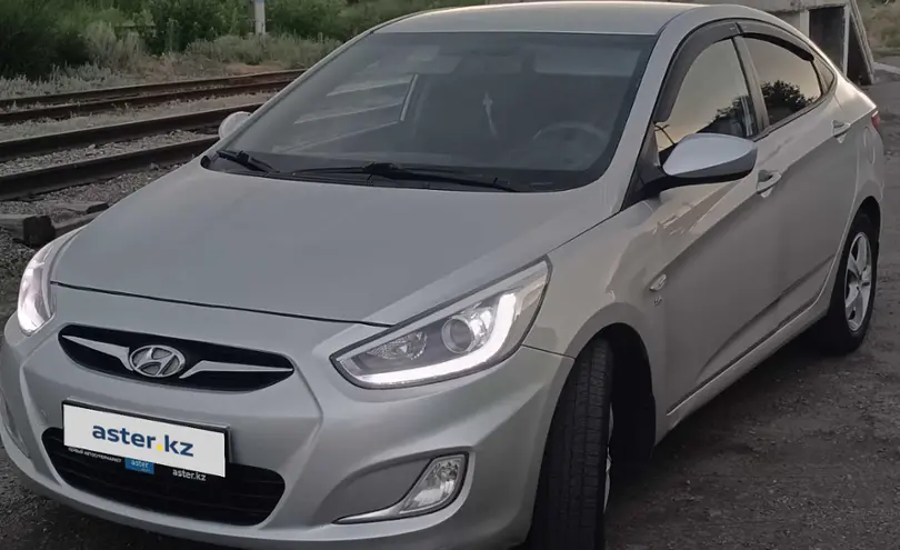 Hyundai Solaris 2014 года за 4 200 000 тг. в Талдыкорган фото 2