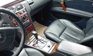 Mercedes-Benz E-Класс 1995