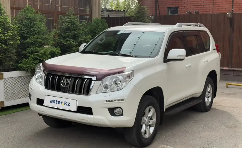 Toyota Land Cruiser Prado 2013 года за 16 800 000 тг. в Алматы