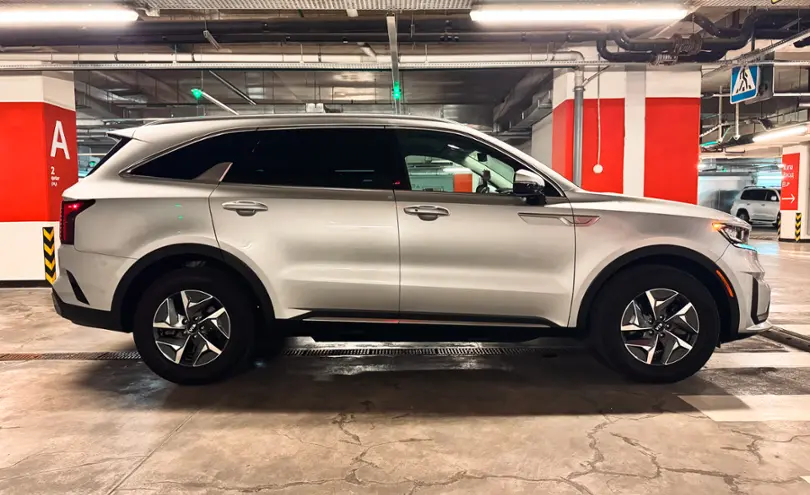 Kia Sorento 2021 года за 18 000 000 тг. в Алматы фото 4