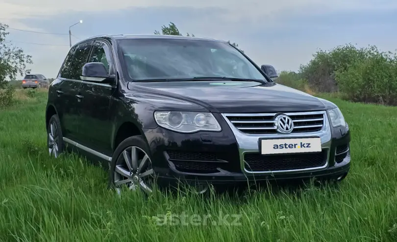 Volkswagen Touareg 2008 года за 7 000 000 тг. в Павлодарская область фото 2