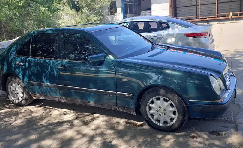 Mercedes-Benz E-Класс 1997 года за 2 400 000 тг. в Абайская область