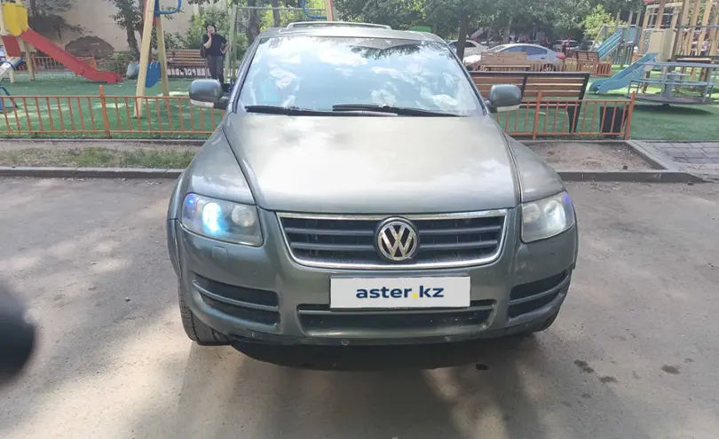 Volkswagen Touareg 2005 года за 4 500 000 тг. в Астана