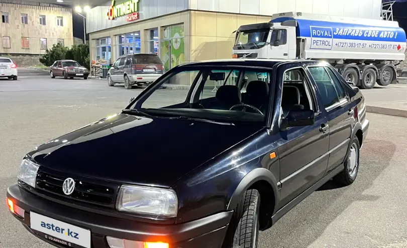 Volkswagen Vento 1995 года за 2 000 000 тг. в Алматы