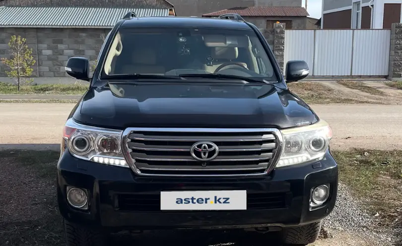Toyota Land Cruiser 2013 года за 21 000 000 тг. в Астана