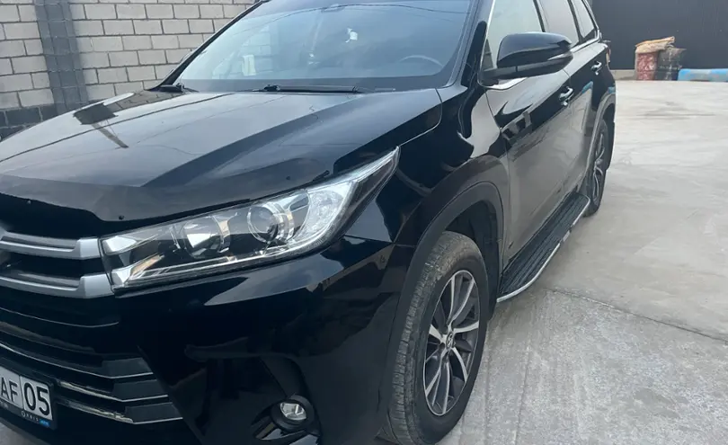 Toyota Highlander 2017 года за 17 000 000 тг. в Алматы