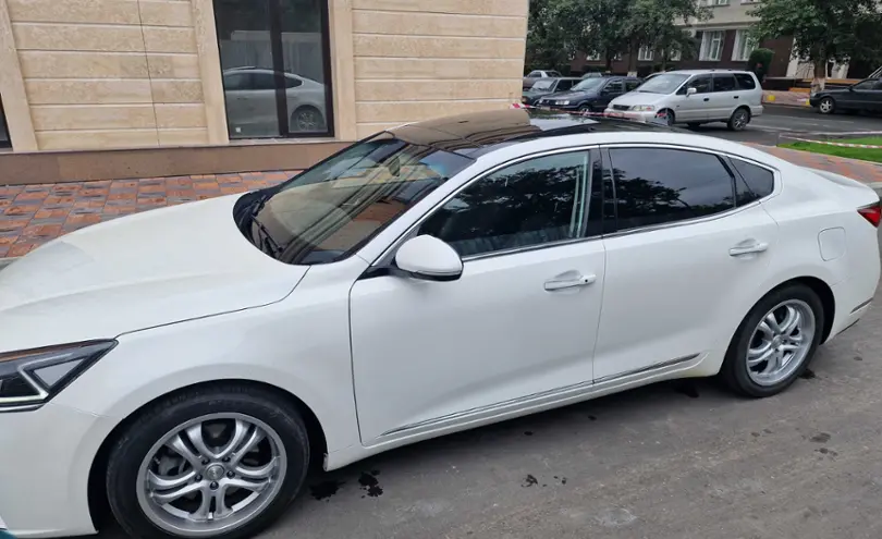Kia K7 2018 года за 11 800 000 тг. в Астана