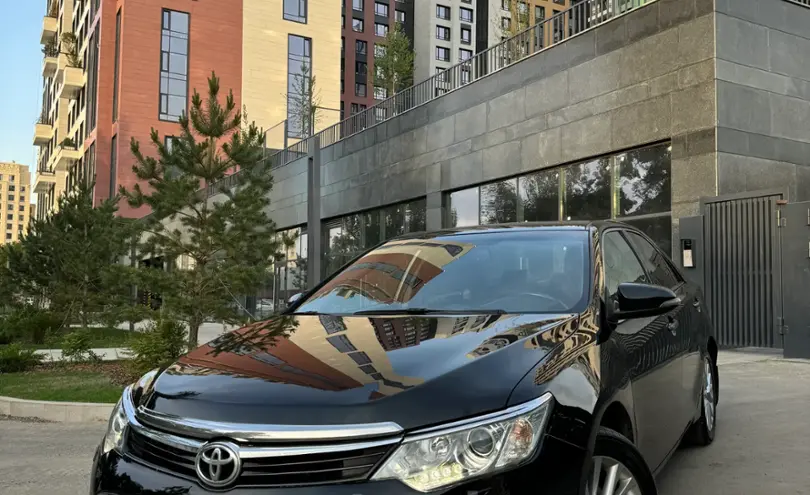 Toyota Camry 2015 года за 10 300 000 тг. в Алматы