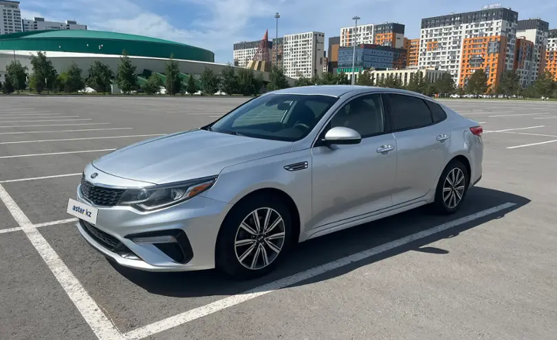 Kia Optima 2019 года за 9 500 000 тг. в Астана