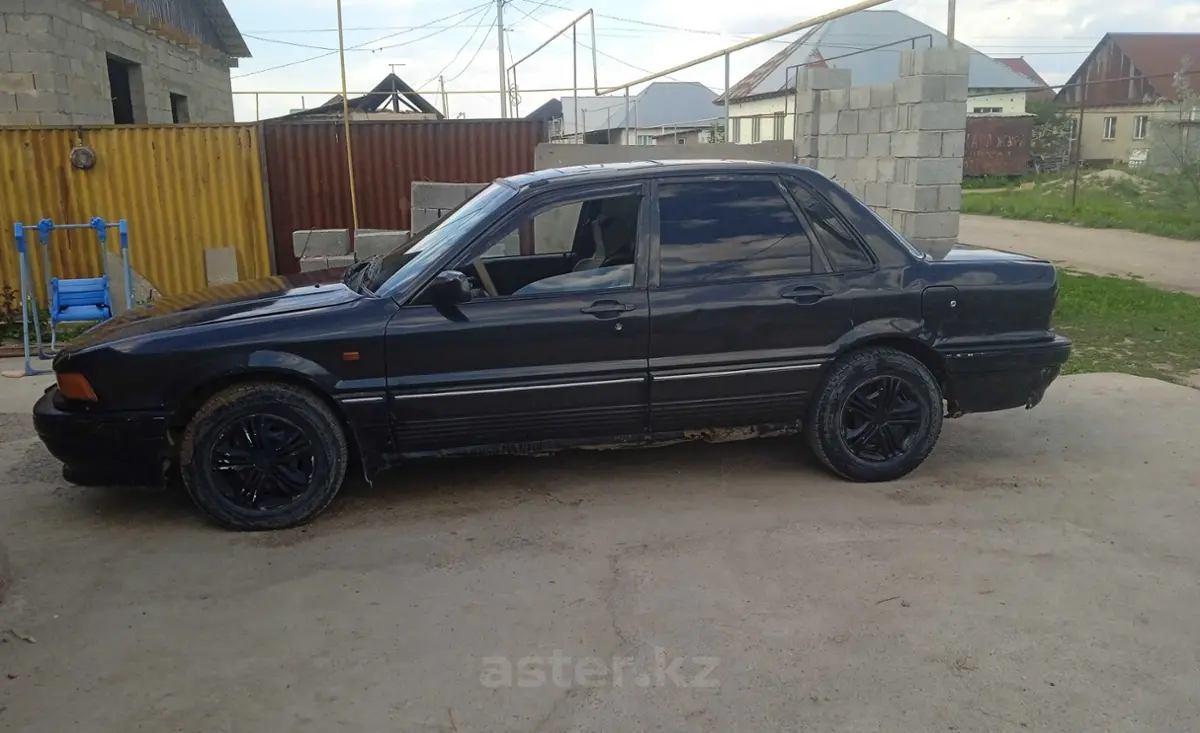 Mitsubishi Galant 1990