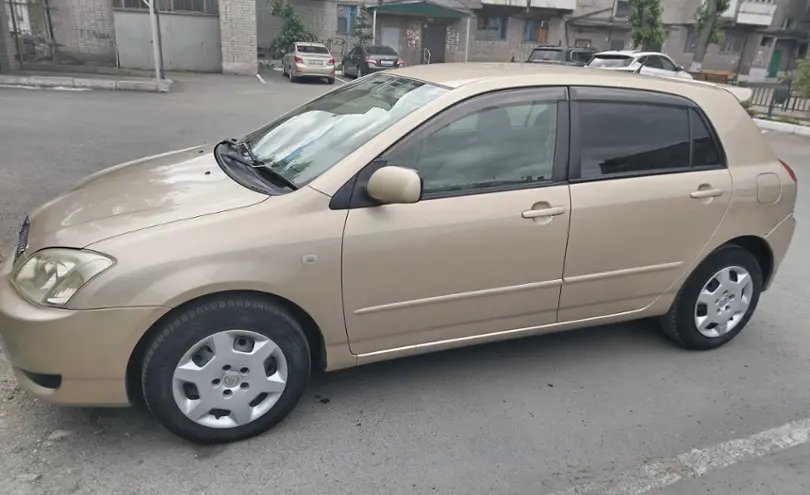 Toyota Corolla 2004 года за 3 500 000 тг. в Семей