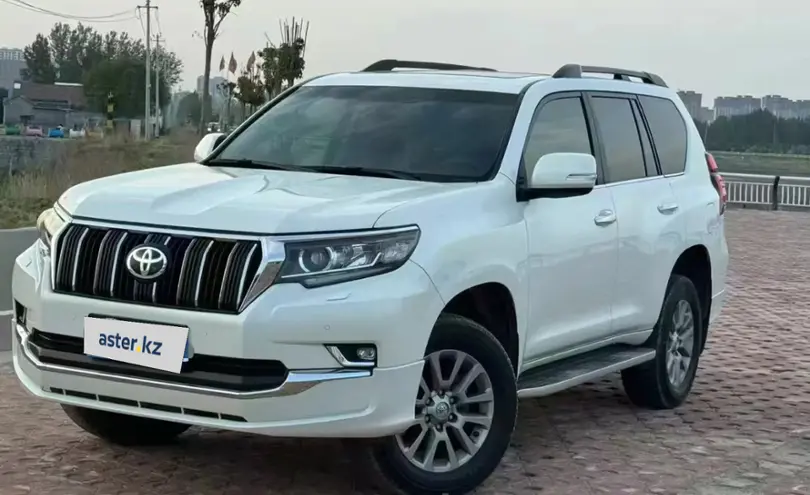 Toyota Land Cruiser Prado 2020 года за 25 600 000 тг. в Алматы