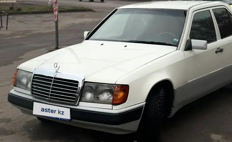 Mercedes-Benz E-Класс 1994 года за 1 800 000 тг. в Алматы