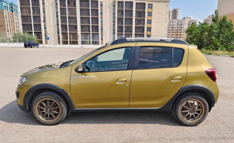 Renault Sandero 2015 года за 3 900 000 тг. в Караганда