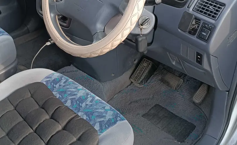 Toyota Ipsum 1997 года за 3 350 000 тг. в Павлодар