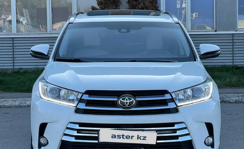 Toyota Highlander 2017 года за 16 500 000 тг. в Алматы