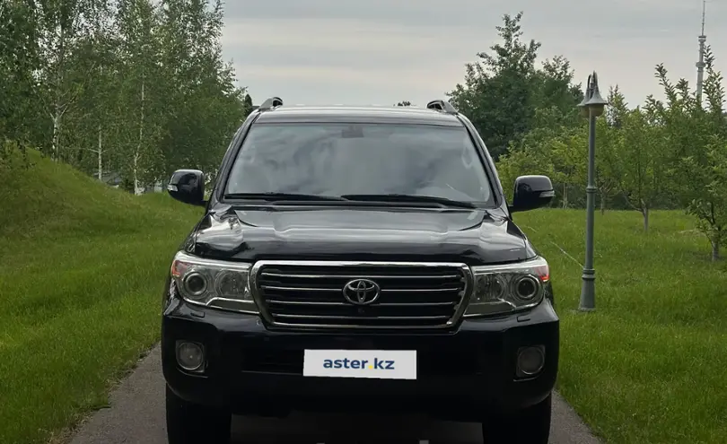 Toyota Land Cruiser 2015 года за 20 200 000 тг. в Алматы