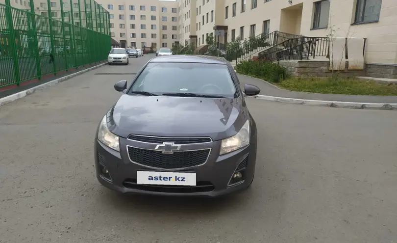 Chevrolet Cruze 2013 года за 2 400 000 тг. в Астана фото 2