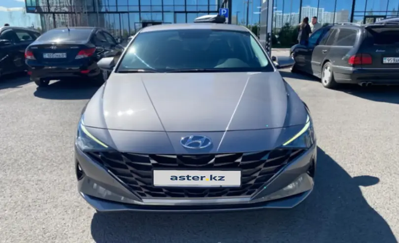 Hyundai Elantra 2021 года за 10 000 000 тг. в Астана фото 2