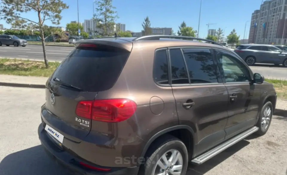 Volkswagen Tiguan 2013 года за 7 500 000 тг. в Астана