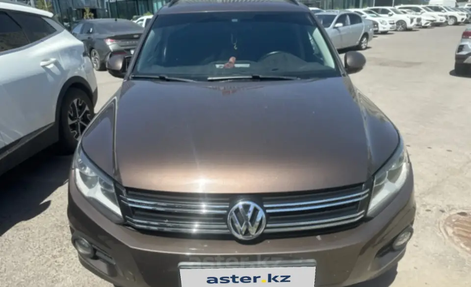 Volkswagen Tiguan 2013 года за 7 500 000 тг. в Астана фото 2