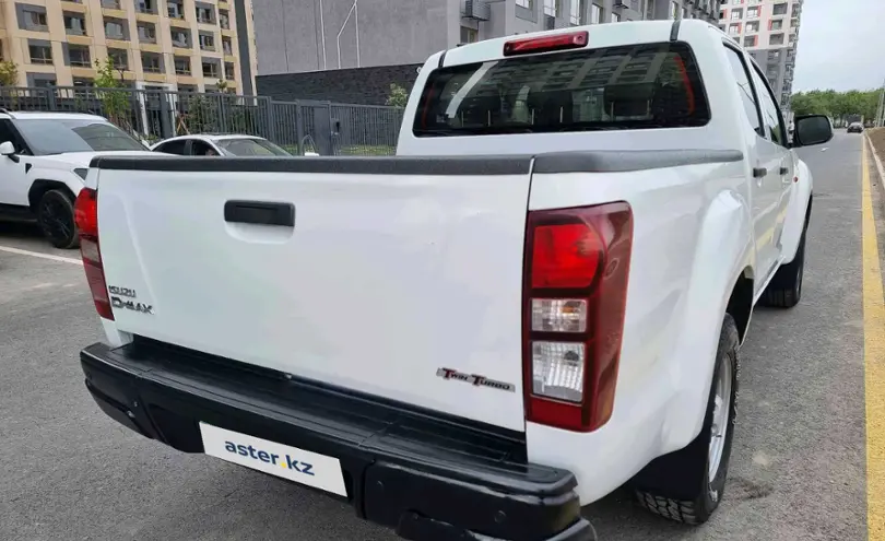 Isuzu D-Max 2018 года за 7 400 000 тг. в Алматы