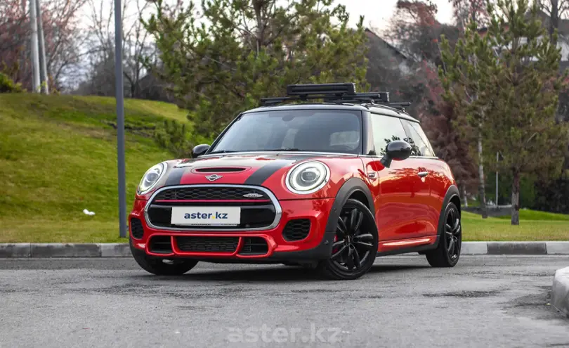 MINI Hatch 2018 года за 18 000 000 тг. в Алматы