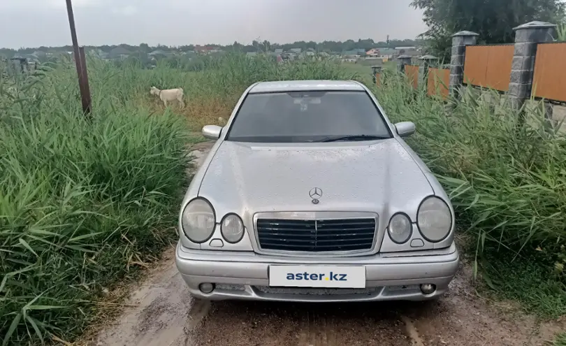 Mercedes-Benz E-Класс 1998 года за 3 800 000 тг. в Туркестанская область