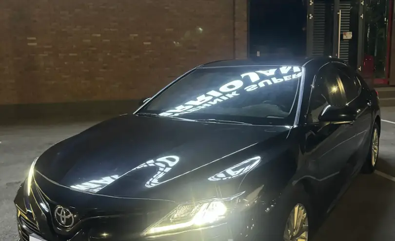 Toyota Camry 2019 года за 13 300 000 тг. в Тараз
