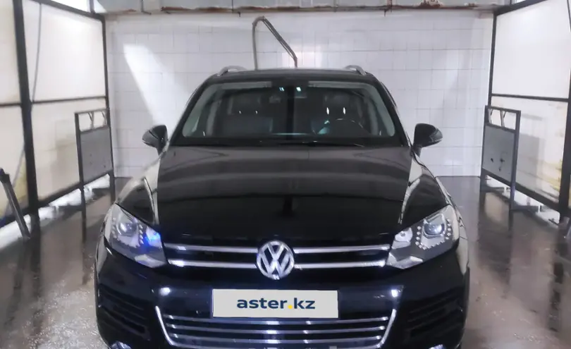 Volkswagen Touareg 2011 года за 12 300 000 тг. в Астана