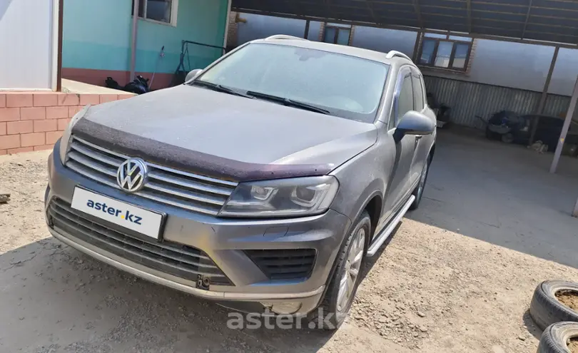 Volkswagen Touareg 2015 года за 14 120 000 тг. в Астана