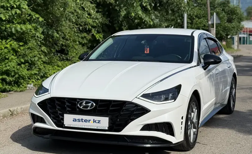 Hyundai Sonata 2022 года за 15 000 000 тг. в Алматы