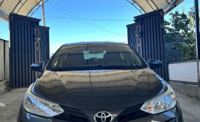 Toyota Yaris 2019 года за 8 000 000 тг. в Караганда