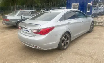 Hyundai Sonata 2010 года за 6 000 000 тг. в Актобе фото 2