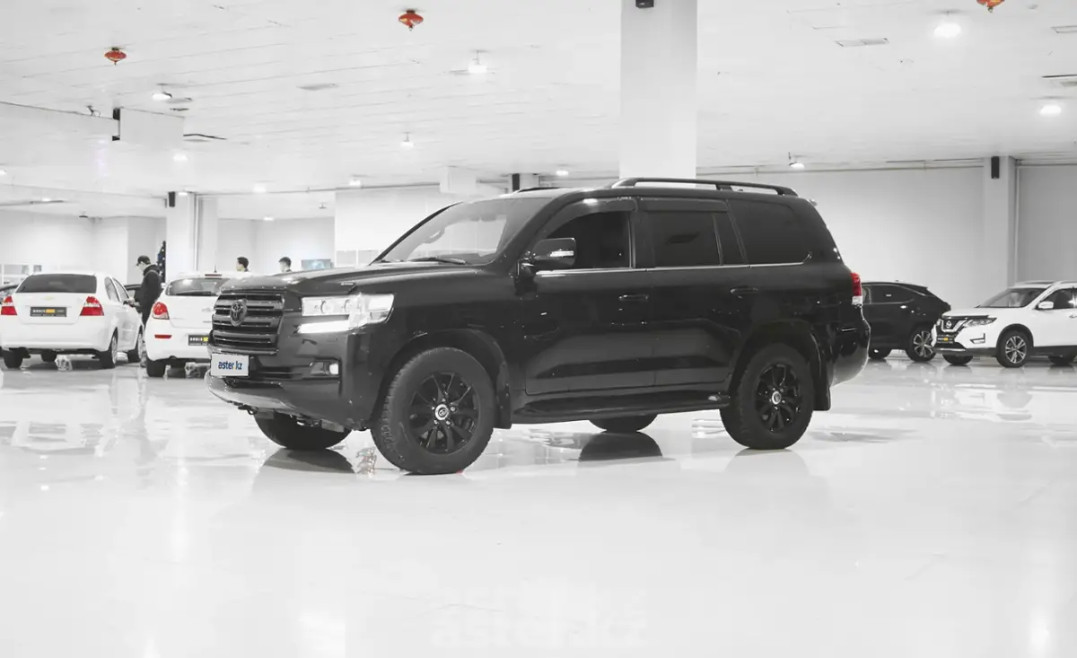 2018 Toyota Land Cruiser