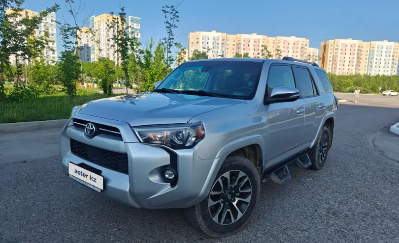 Toyota 4Runner 2020 года за 23 000 000 тг. в Алматы