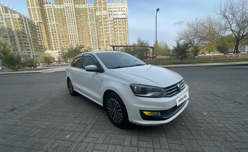 Volkswagen Polo 2015 года за 5 100 000 тг. в Астана