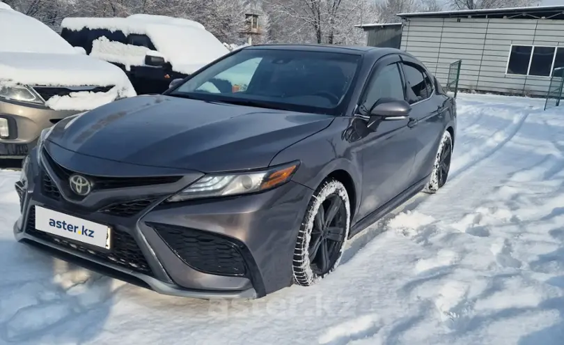 Toyota Camry 2022 года за 14 769 000 тг. в Алматы