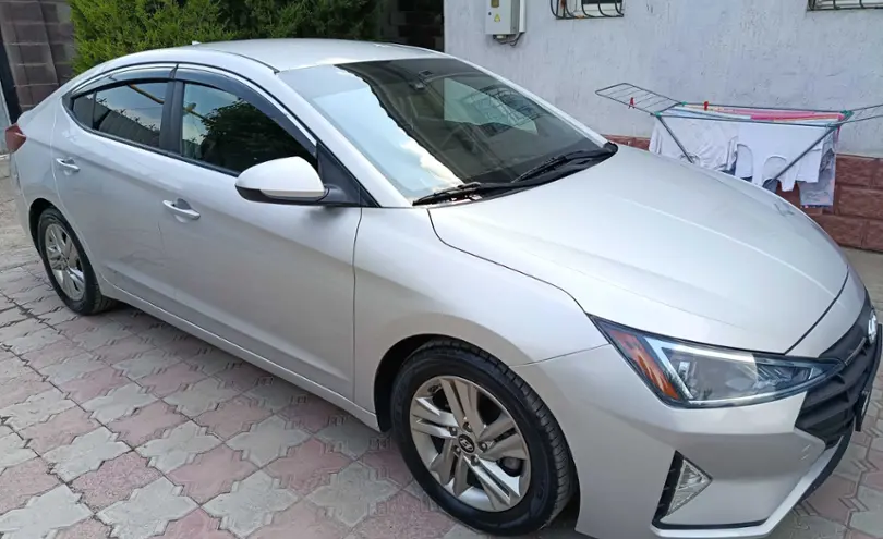 Hyundai Elantra 2018 года за 7 200 000 тг. в Алматы